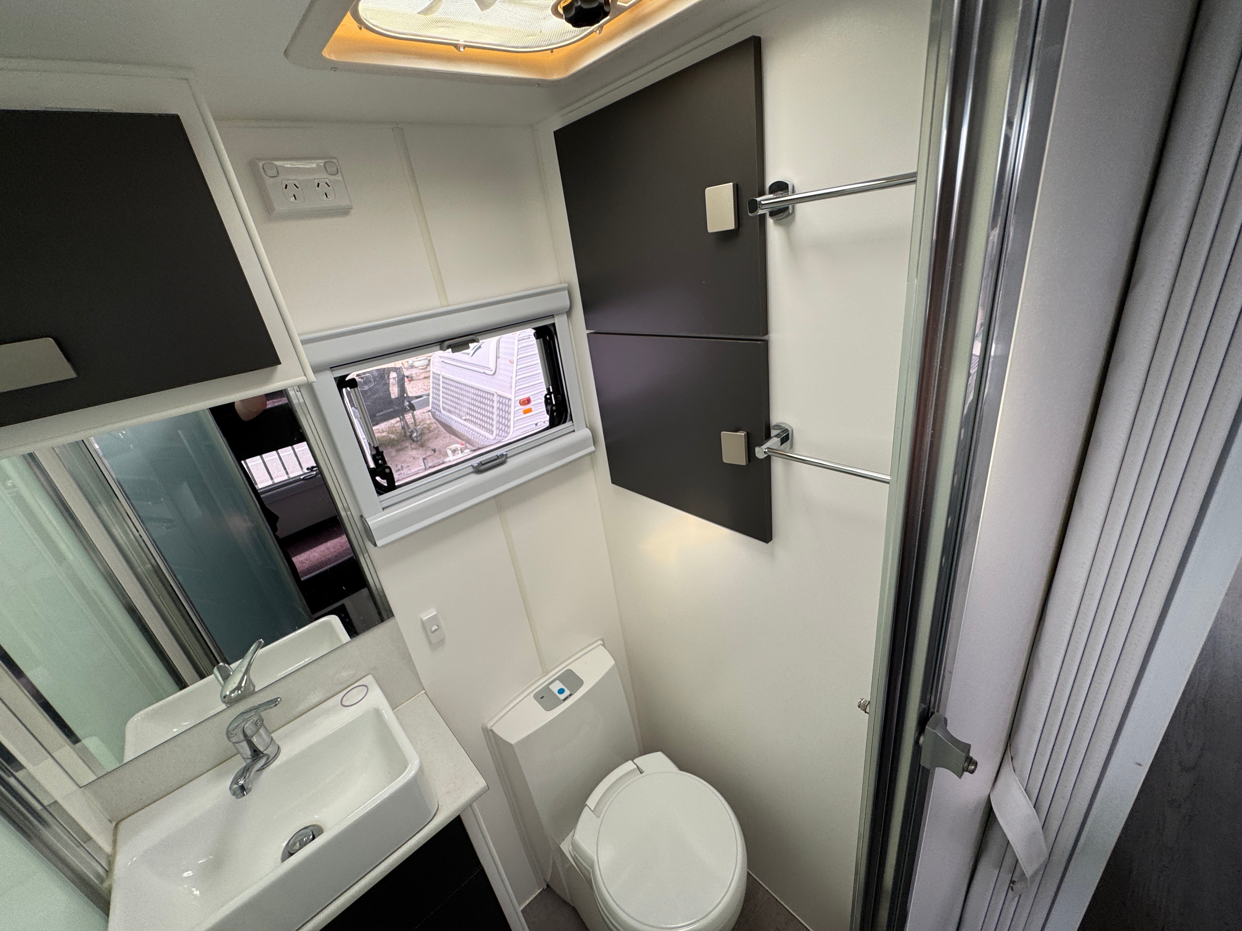 ESSENTIAL CARAVANS CRUISER