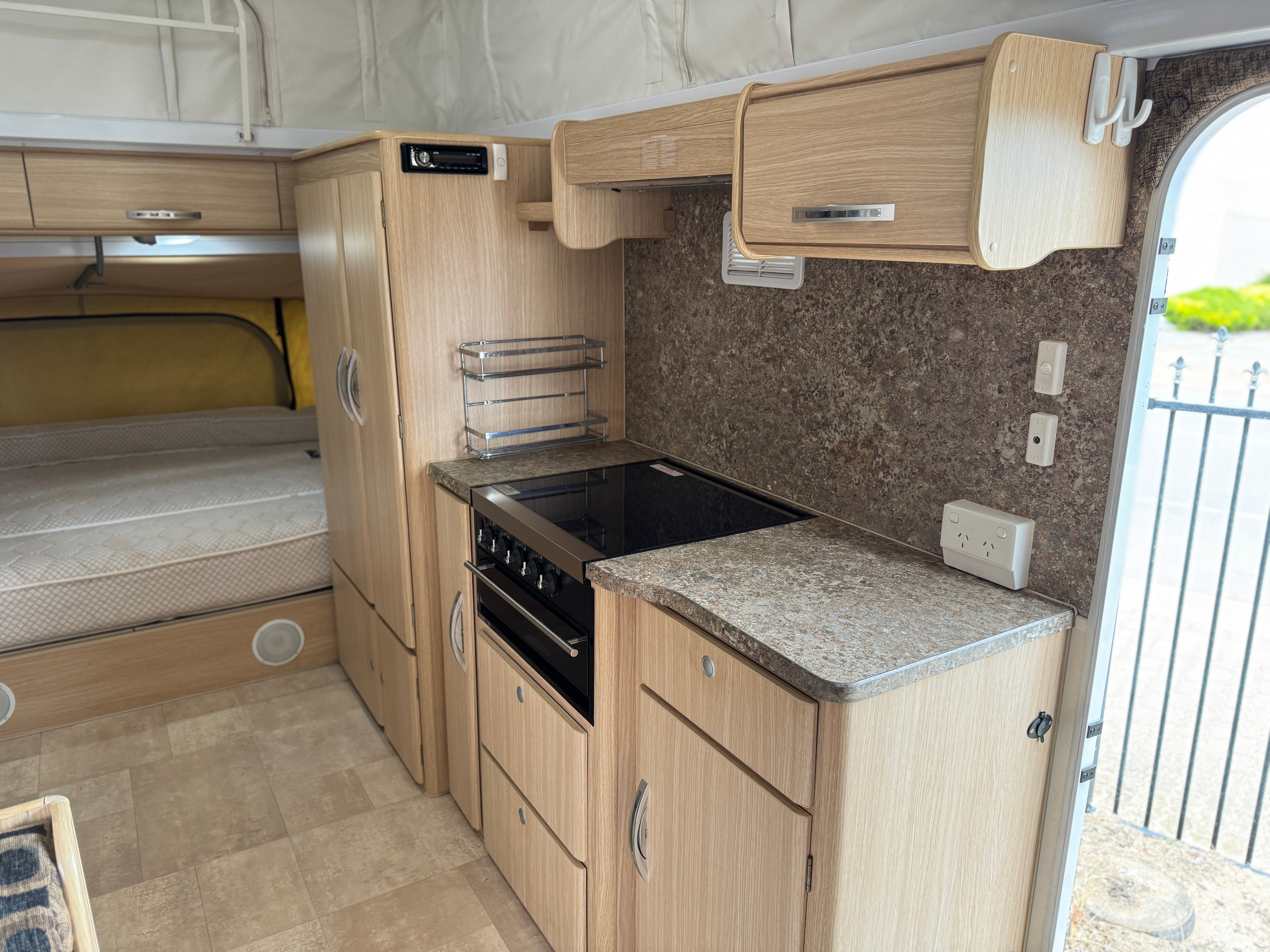 JAYCO EXPANDA OUTBACK