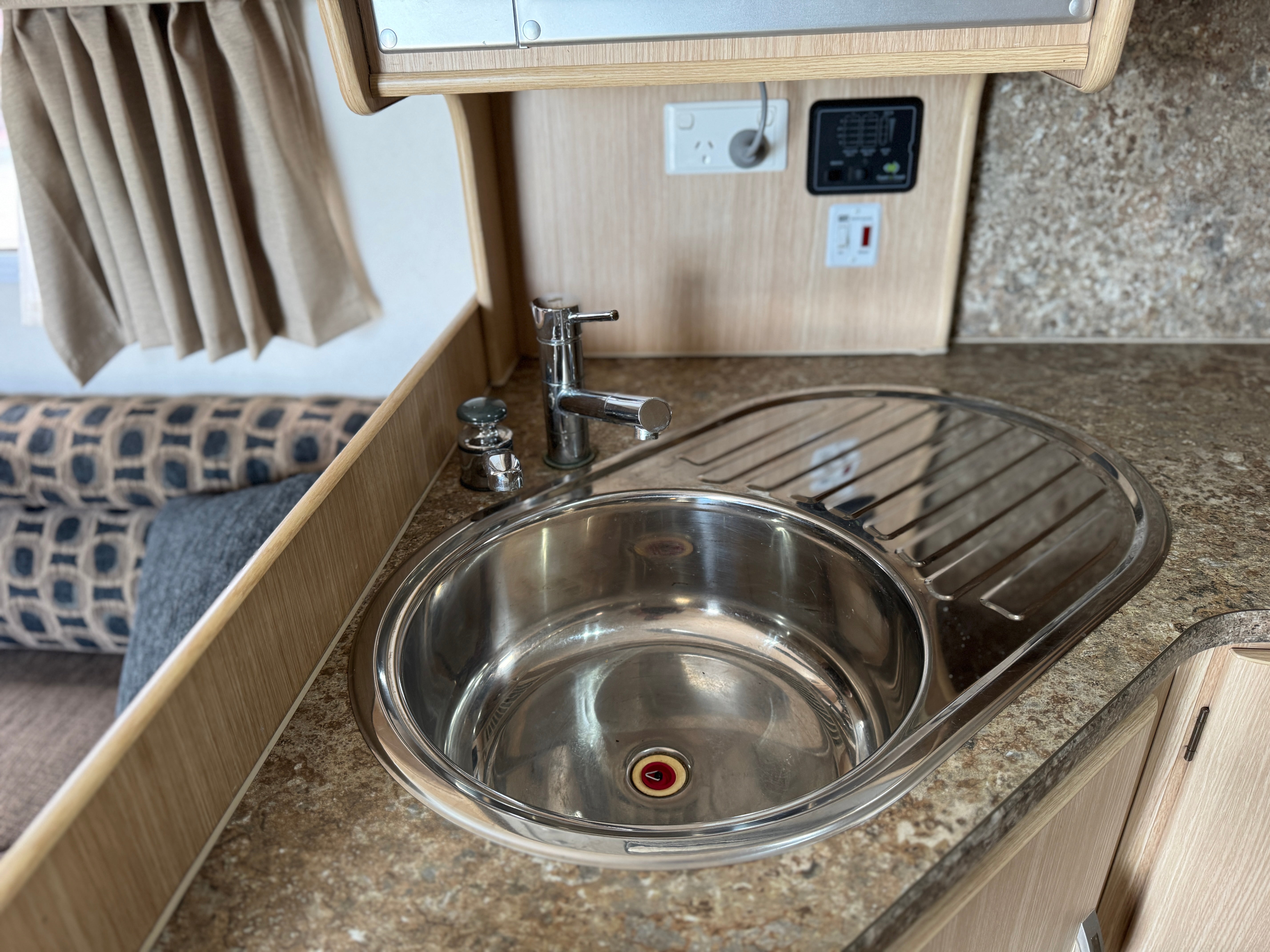 JAYCO EXPANDA OUTBACK