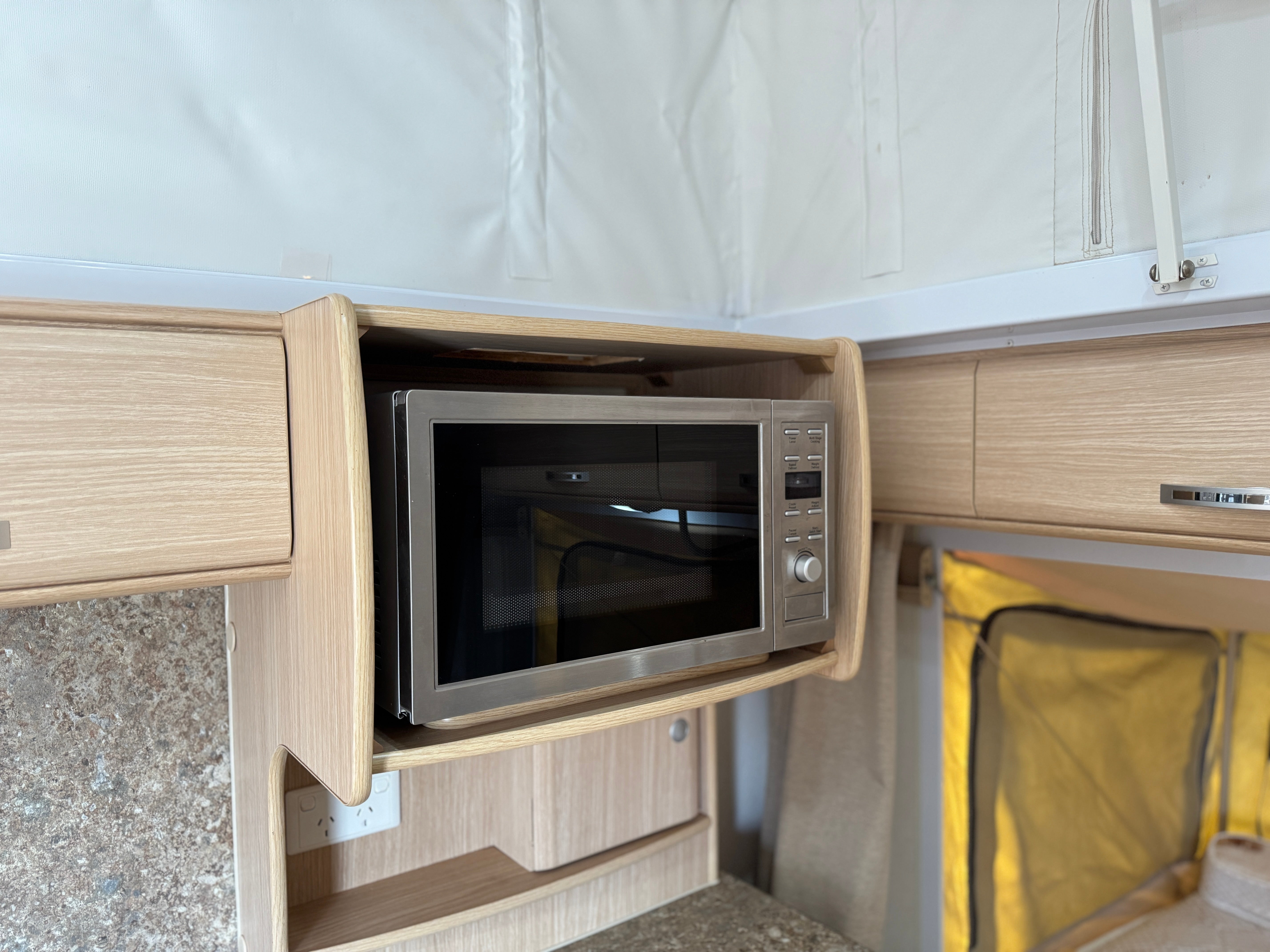 JAYCO EXPANDA OUTBACK
