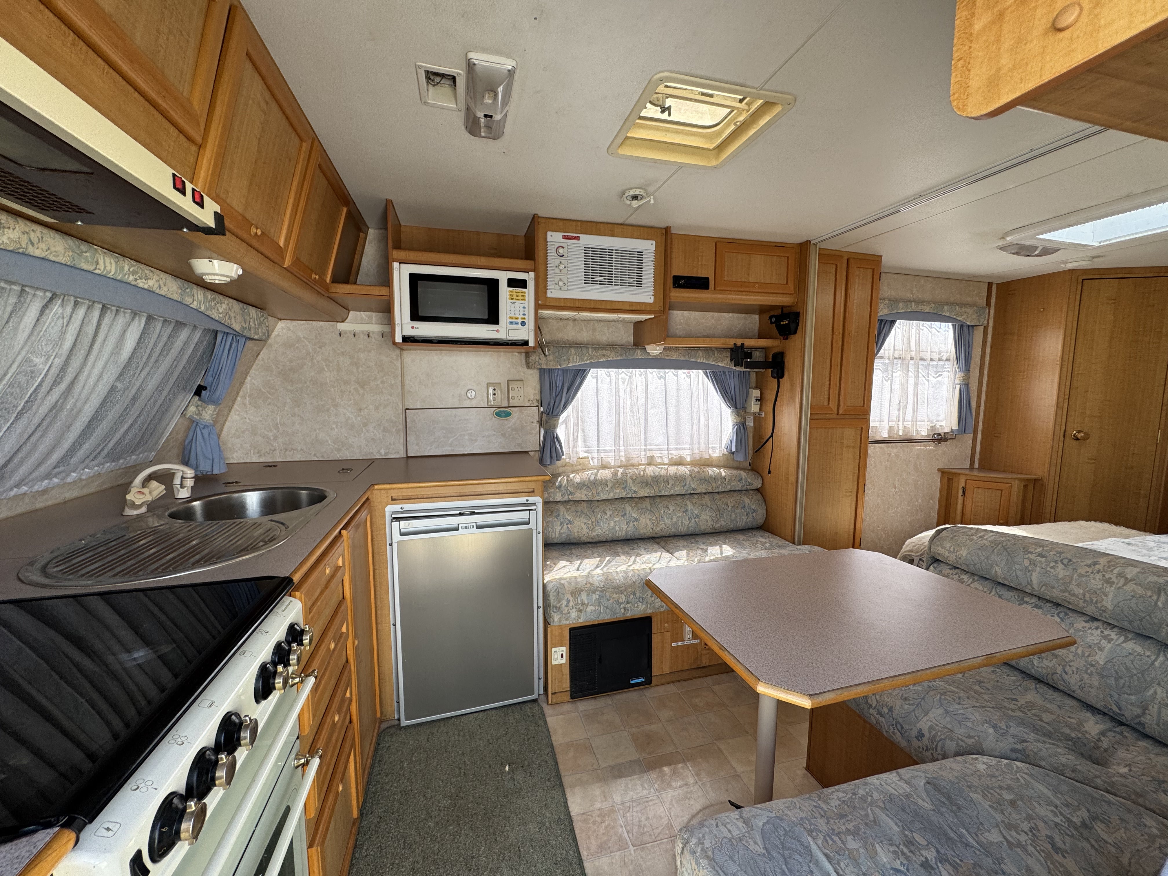 JAYCO HERITAGE