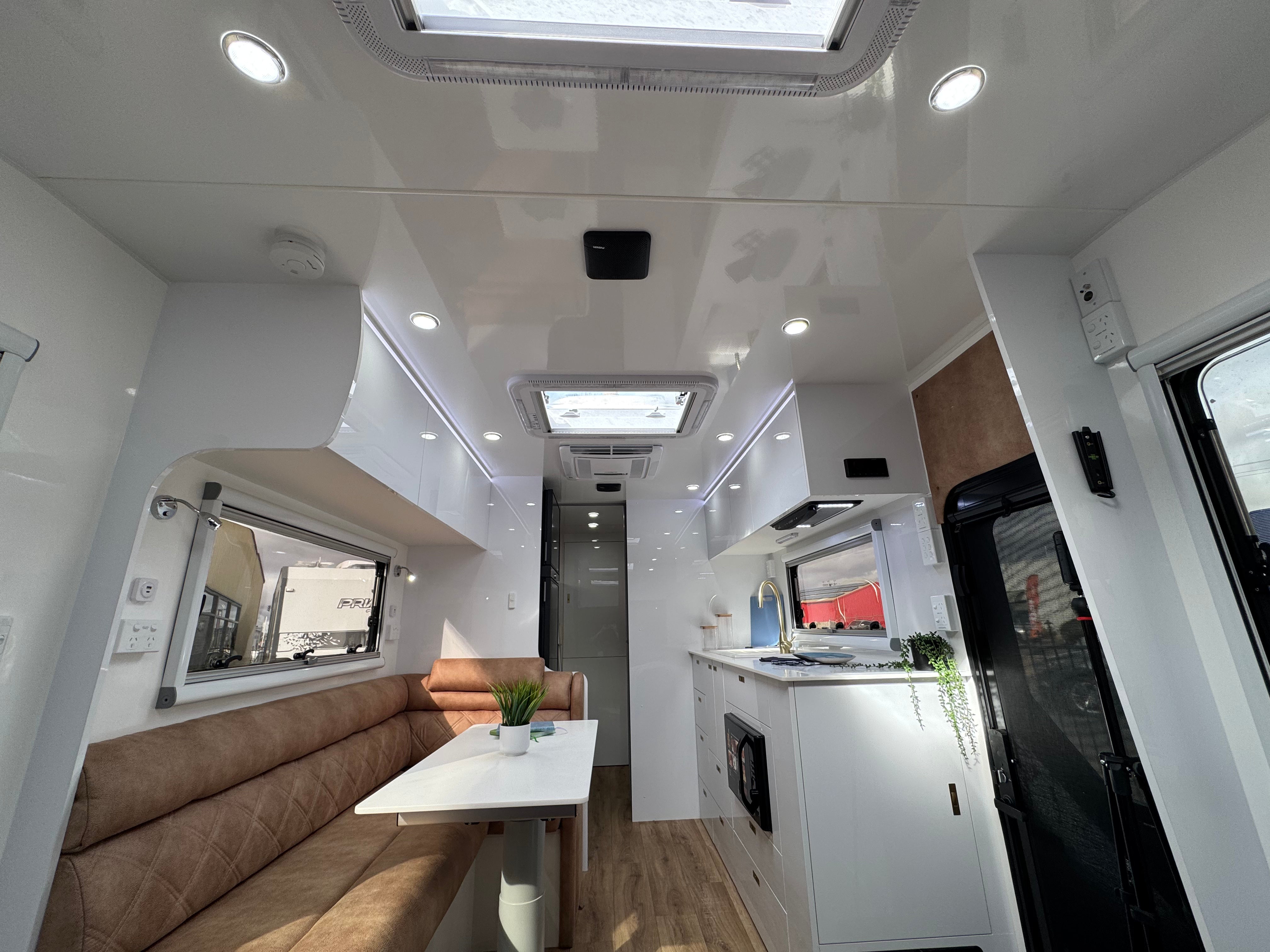 PRIME EDGE WARRIOR OFF-ROAD 21.6FT