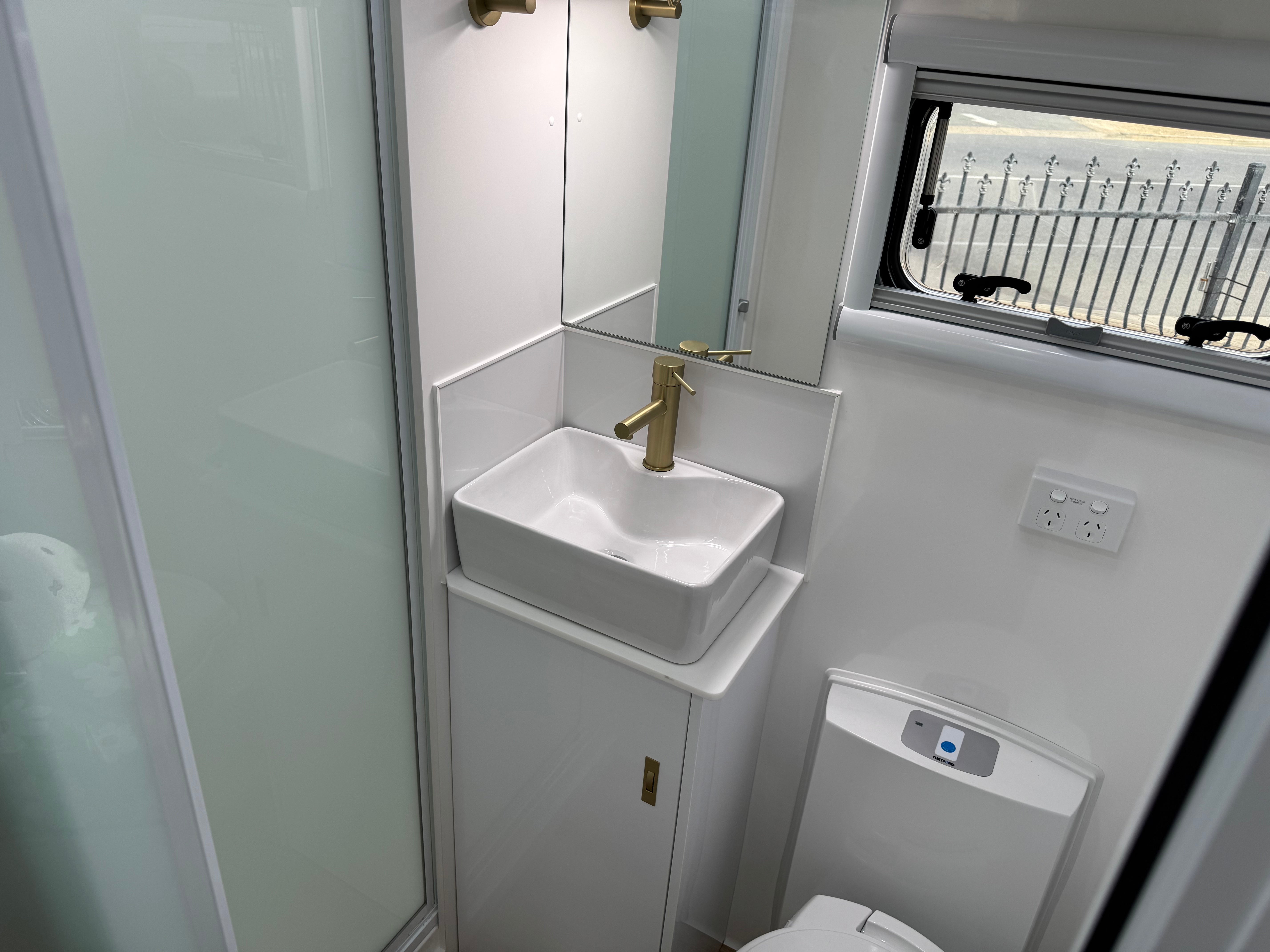 PRIME EDGE WARRIOR OFF-ROAD 21.6FT