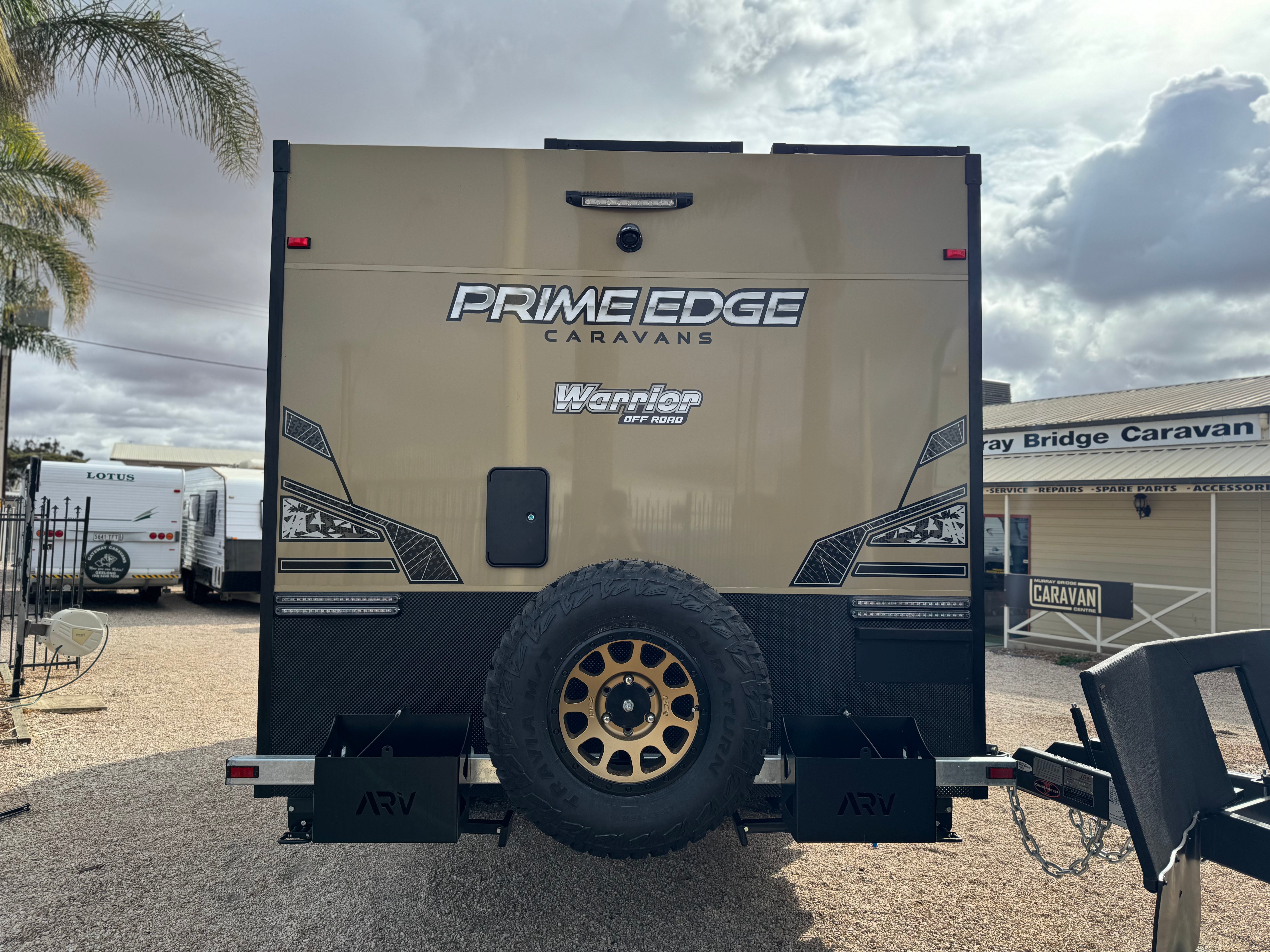 PRIME EDGE WARRIOR OFF-ROAD 21.6FT