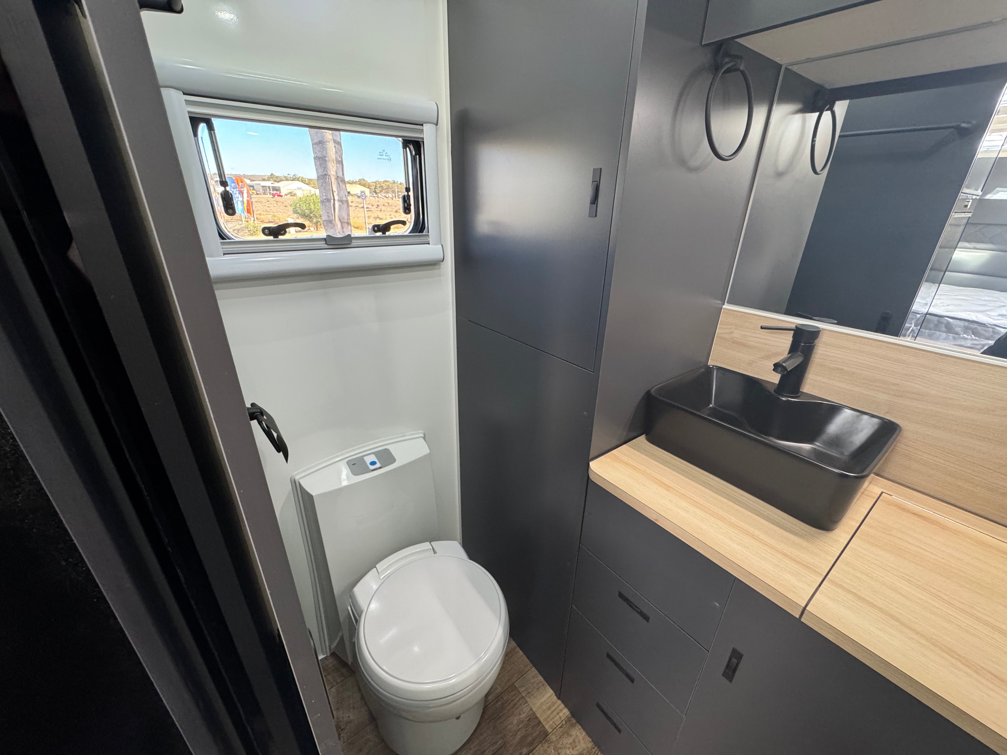 PRIME EDGE WARRIOR OFF-ROAD 18.6FT