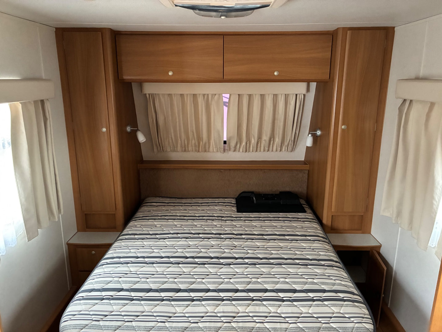 2010 Jayco Starcraft Enterprise 20ft photo 14